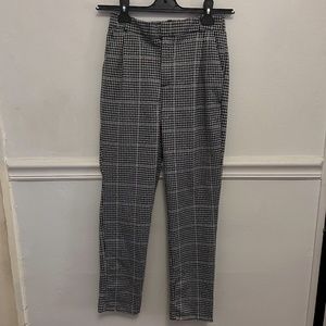Black and White Houndstooth Pants - Size Small